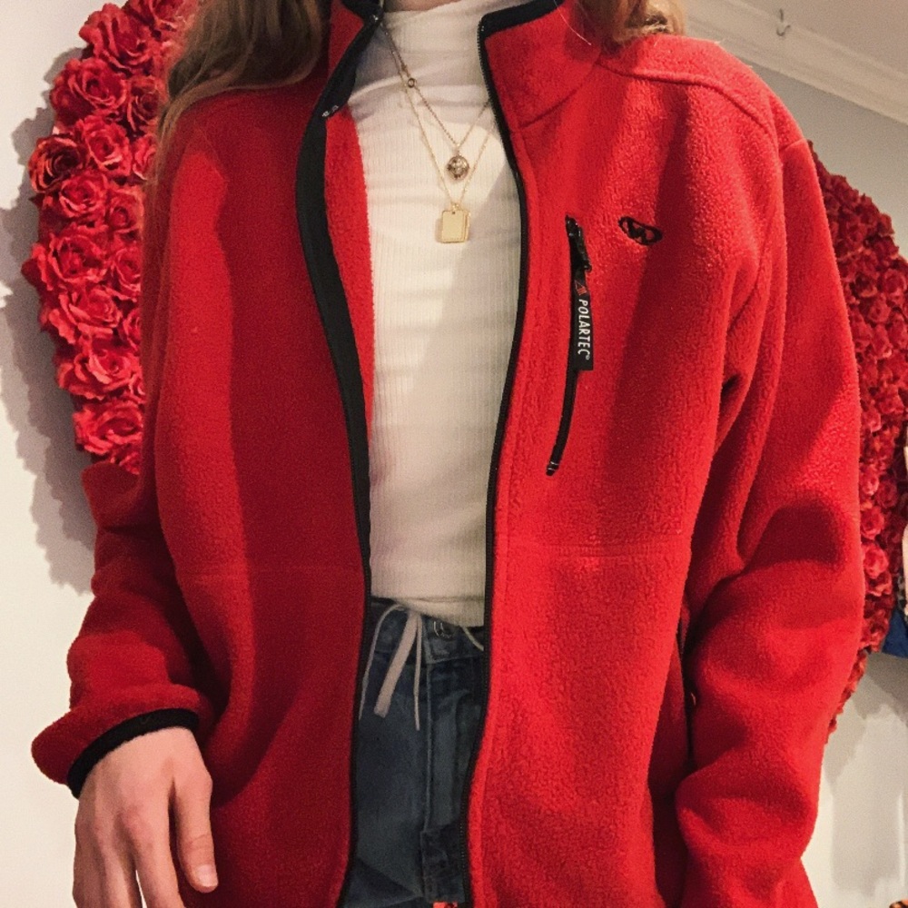 red marker zip up!!